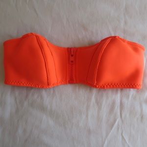 Strapless bikini top by H&M 🧡